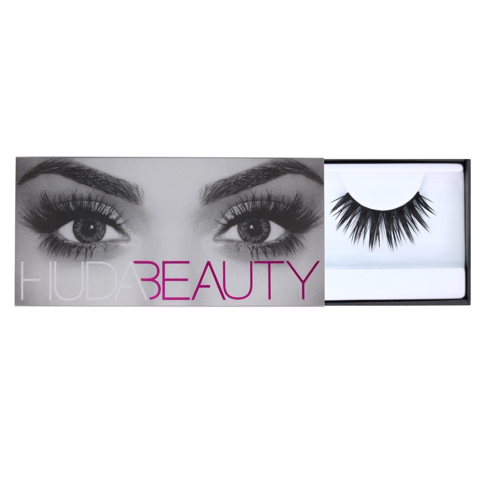 Huda Beauty Lana Lashes - Picture 2 of 3